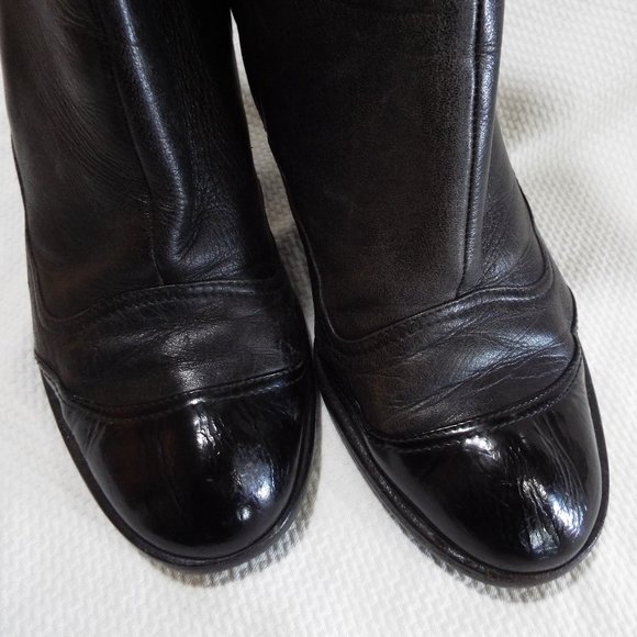 Chanel Vintage Leather Cap-Toe Booties - Picture 6 of 8